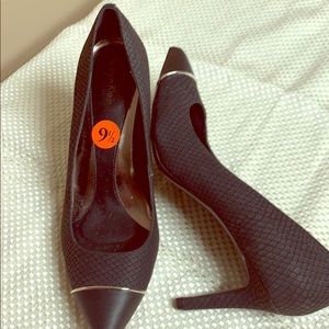 NWOT Calvin Klein black heels